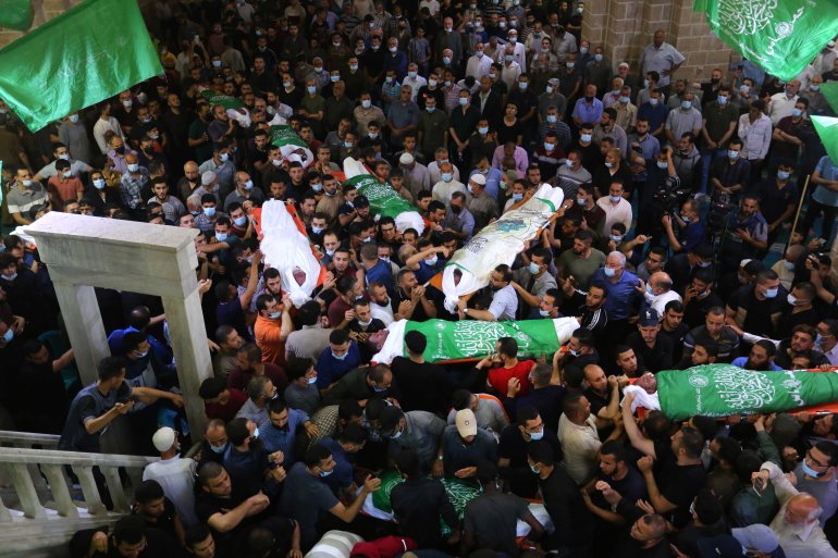 غزة شيعت عشرات الشهداء جراء القصف الاسرائيلي (الأناضول)
