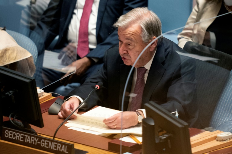 الأمين العام للأمم المتحدة أنطونيو غوتيريش خلال اجتماع لمجلس الأمن الدولي على هامش أعمال الدورة 76 للجمعية العامة للأمم المتّحدة في نيويورك في 23 أيلول/سبتمبر 2021 (ا ف ب).