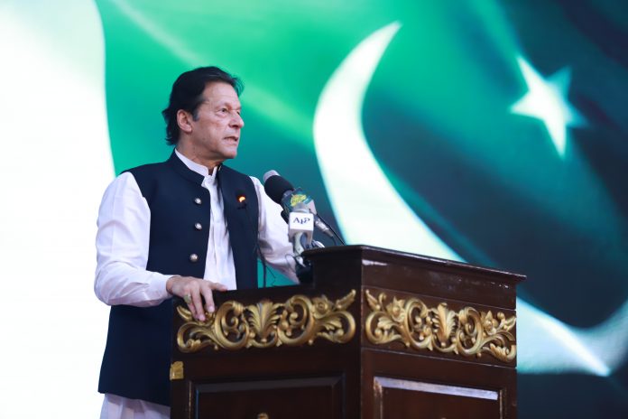 رئيس الوزراء الباكستاني عمران خان (الباكستانية)