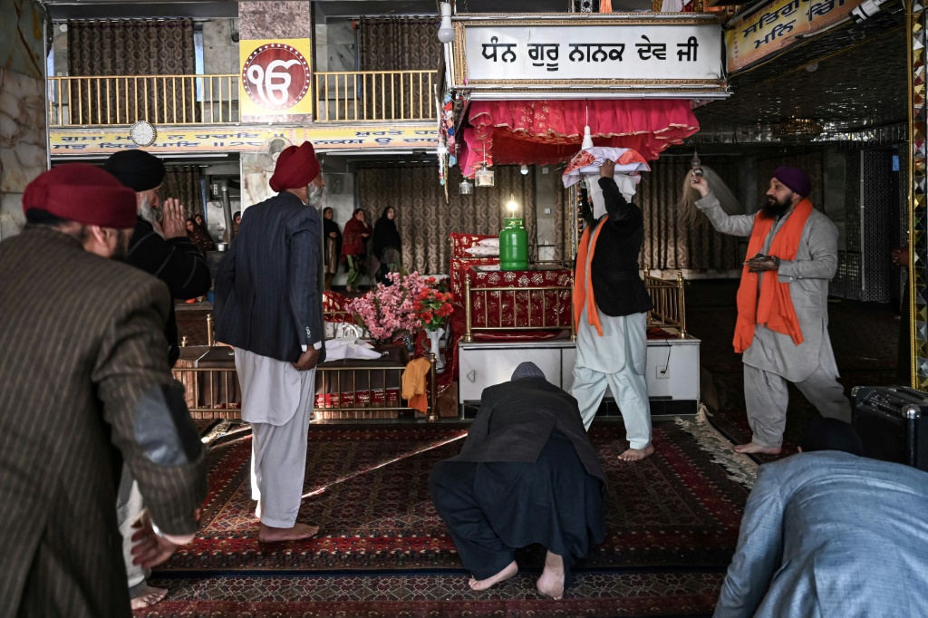 احتفال ديني في معبد للسيخ في كابول في 31 كانون الأول/ديسمبر 2021(ا ف ب)