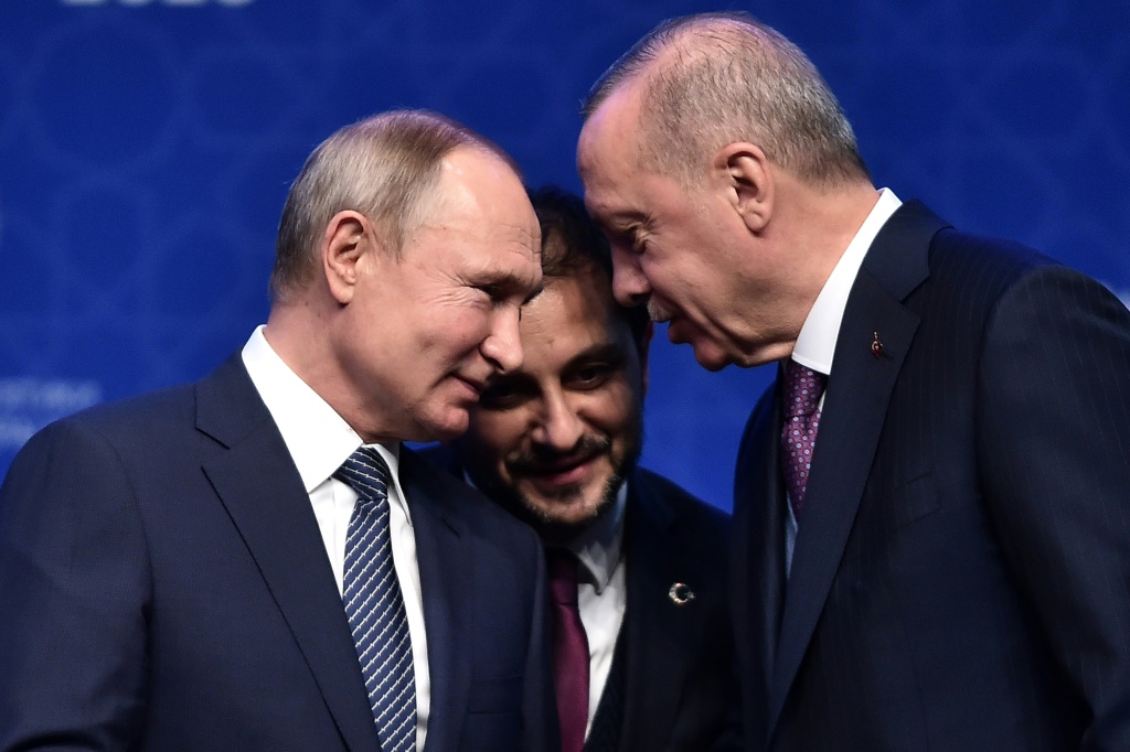 الرئيس الروسي فلاديمير بوتين، لنظيره التركي رجب طيب أردوغان (ا ف ب)