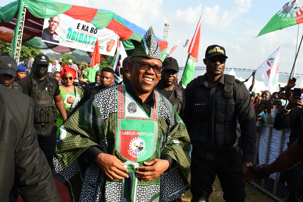 مرشح حزب العمال للرئاسة في نيجيريا بيتر أوبي في إبادان بجنوب غرب البلاد في 23 تشرين الثاني/نوفمبر 2022 (أ ف ب)   