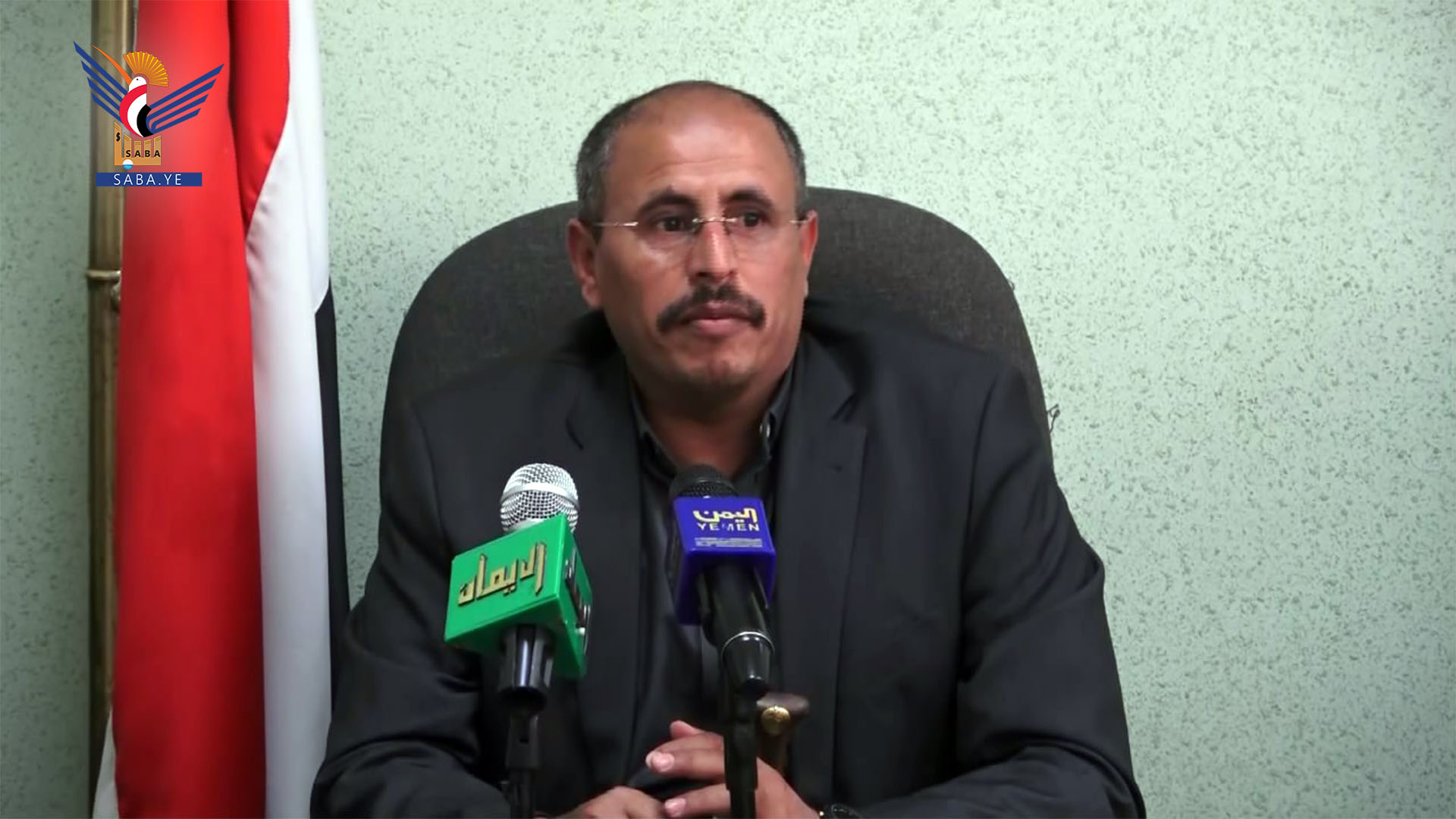 وزير الإعلام في حكومة "الإنقاذ الوطني [غير معترف بها]" المشكلة من جماعة "الحوثي" اليمنية، ضيف الله الشامي (سبأ)