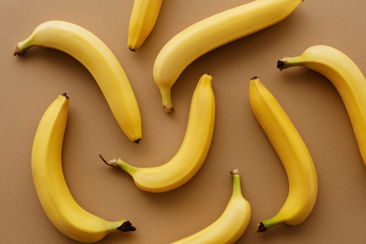 تعبيرية لفاكهة الموز (بيكسلز)