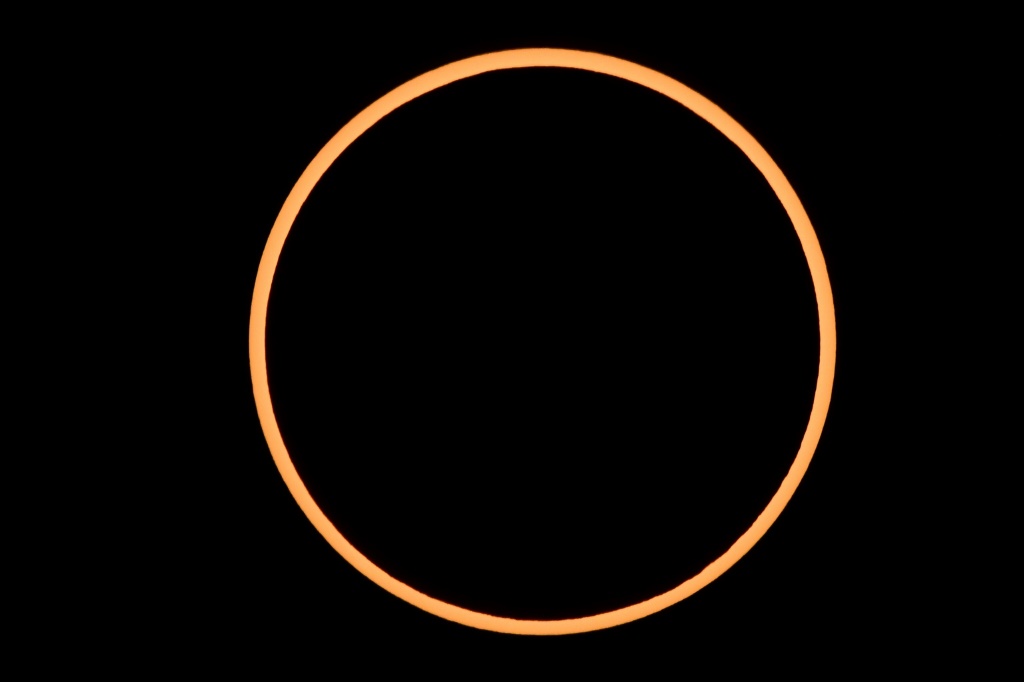 "حلقة النار" خلال كسوف الشمس بولاية نيومكسيكو الأميركية في 14 تشرين الأول/أكتوبر 2023 (ا ف ب)