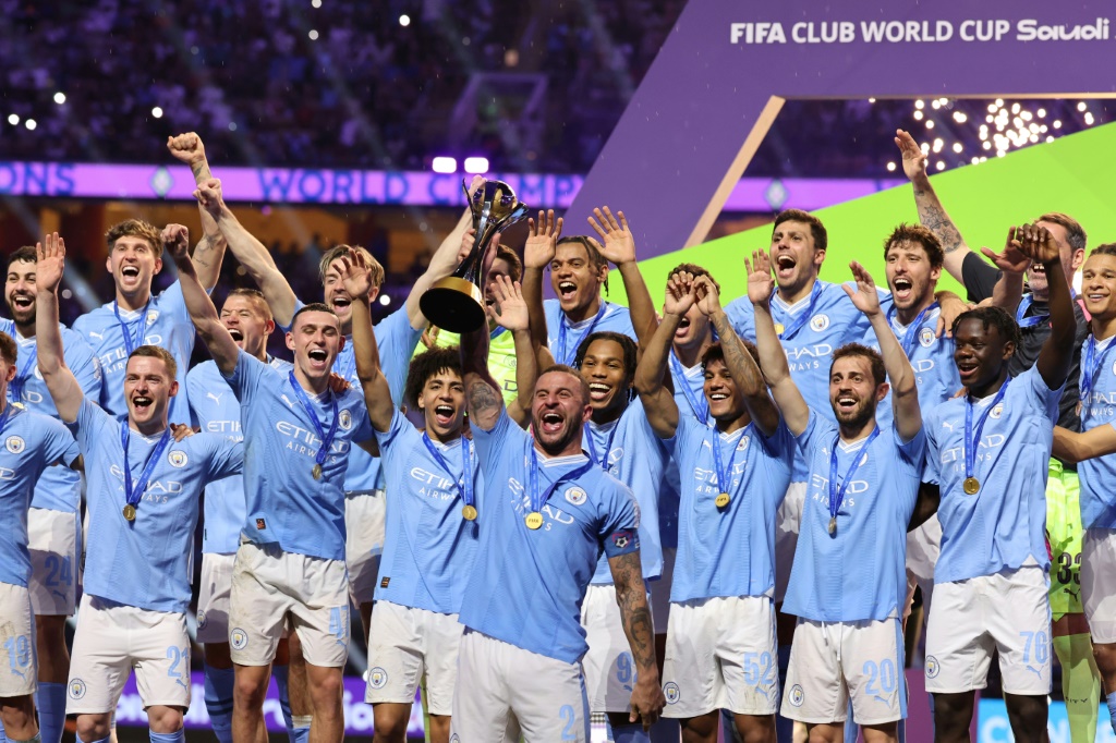 فاز مانشستر سيتي الإنكليزي بلقب كأس العالم للأندية لكرة القدم لأوّل مرة في تاريخه الجمعة في مدينة جدّة السعودية (ا ف ب)