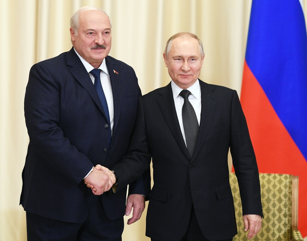 الرئيسان الروسي والبيلاروسي (أ ف ب)