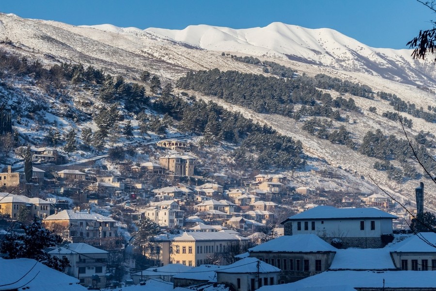 زيارة شتوية ممتعة إلى ألبانيا الشهيرة بطبيعتها الباردة (سيدتي)