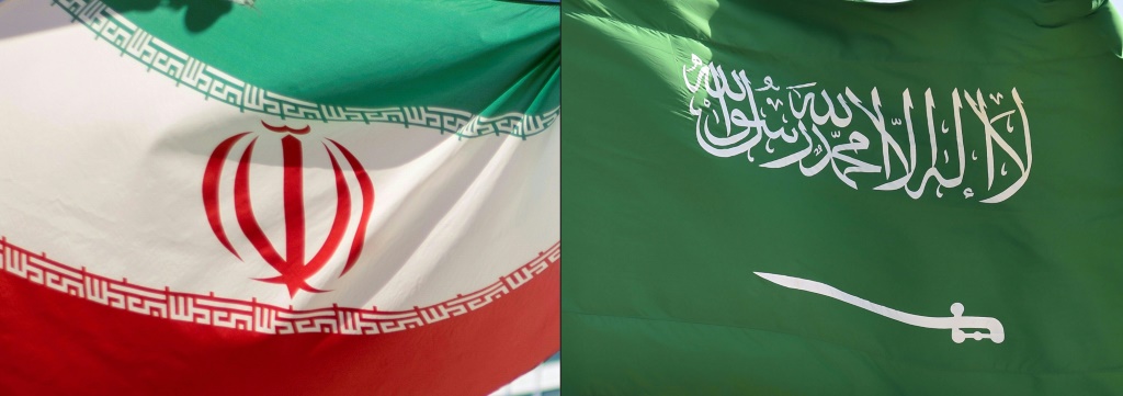 علّق دبلوماسي إيراني سابق بأن الرسائل المتبادلة بين الطرفين تعكس رغبة بتجنّب حرب واسعة (ا ف ب)
