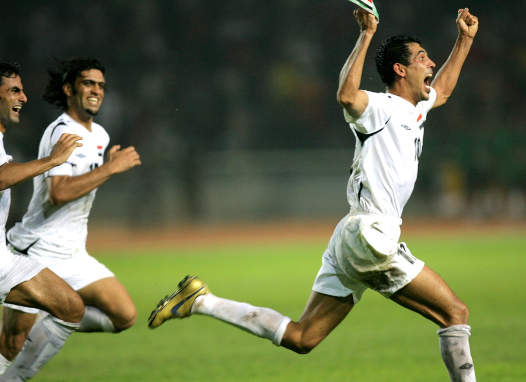 سجل يونس محمود هدف مسابقة الفوز بالعراق على السعودية في نهائيات 2007. (ا ف ب)