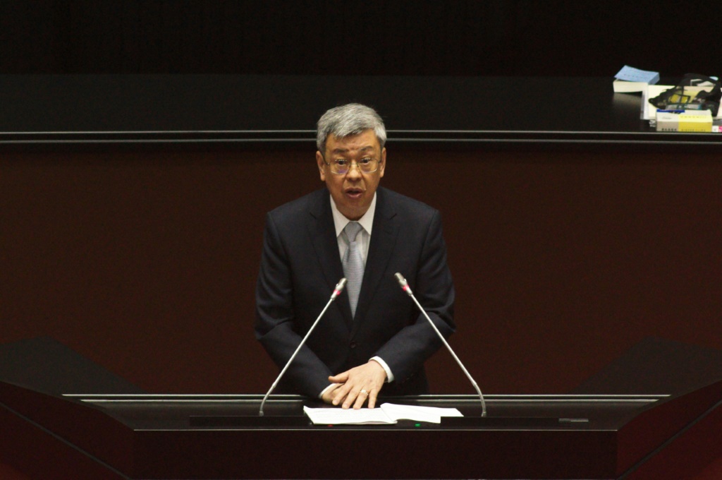 رئيس الوزراء التايواني تشن شيان-جين في البرلمان في تايبيه بتاريخ 20 شباط/فبراير 2024 (ا ف ب)