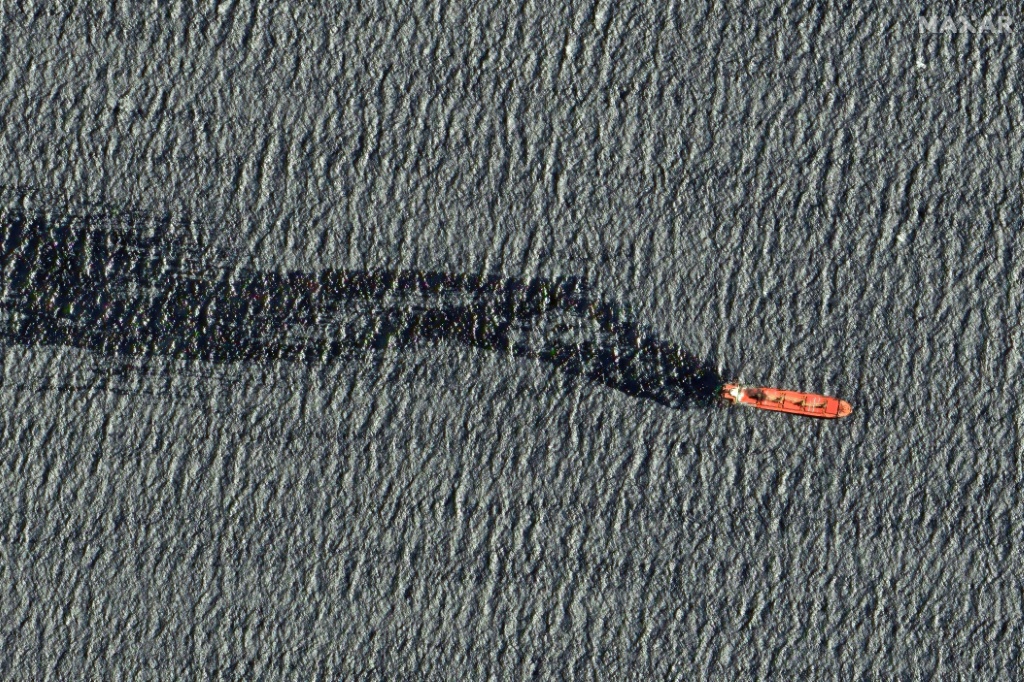 صورة ملتقطة من الأقمار الاصطناعية للسفينة "روبيمار"، موزعة في الأول من آذار/مارس 2024 (ا ف ب)