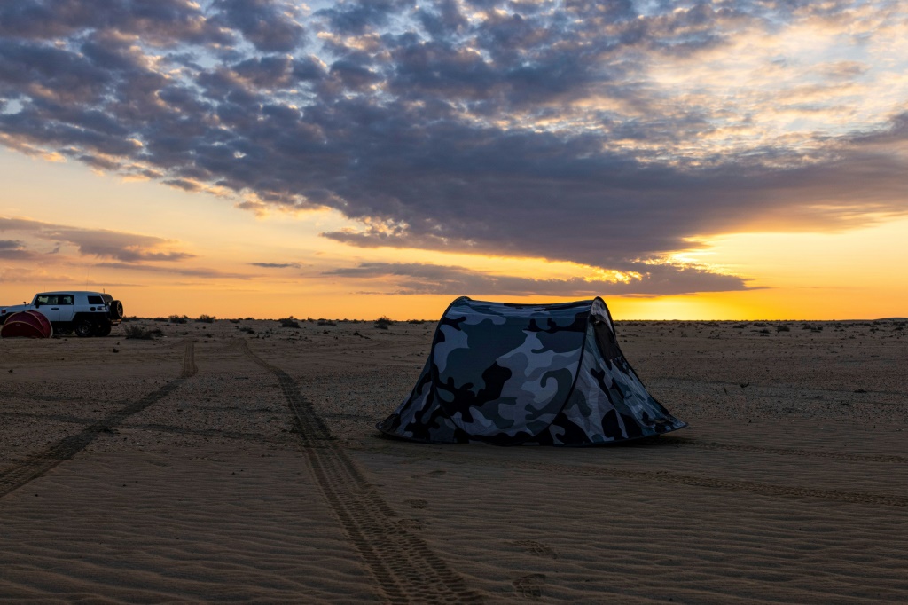 خيمة نصبت في صحراء السماوة العراقية في صورة مؤرخة الثالث من شباط/فبراير 2024 (ا ف ب)