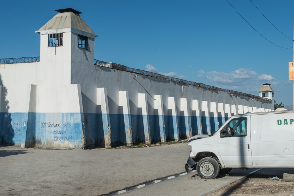 لقطة لسجن كرا دي بوكيه في إحدى ضواحية بور او برنس بتاريخ 25 شباط/فبراير 2021 (ا ف ب)