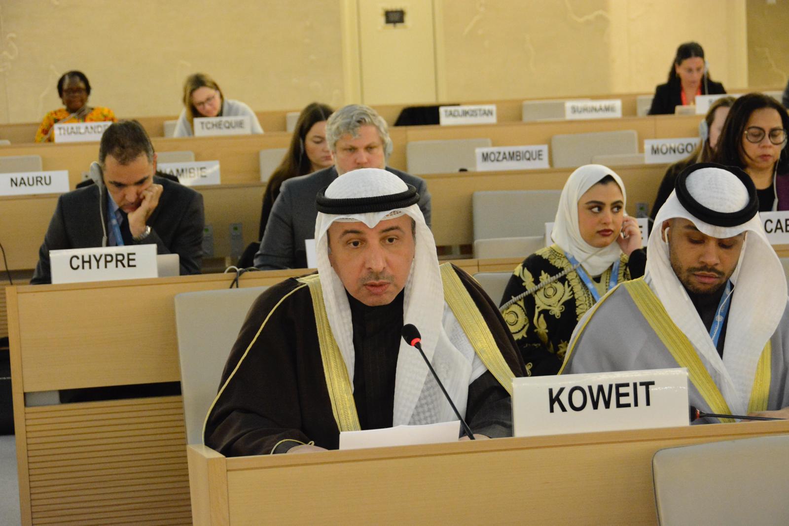 المندوب الدائم لدولة الكويت لدى الأمم المتحدة والمنظمات الدولية الأخرى بجنيف السفير ناصر الهين يلقي كلمته خلال اجتماع مجلس الأمم المتحدة لحقوق الإنسان (كونا)