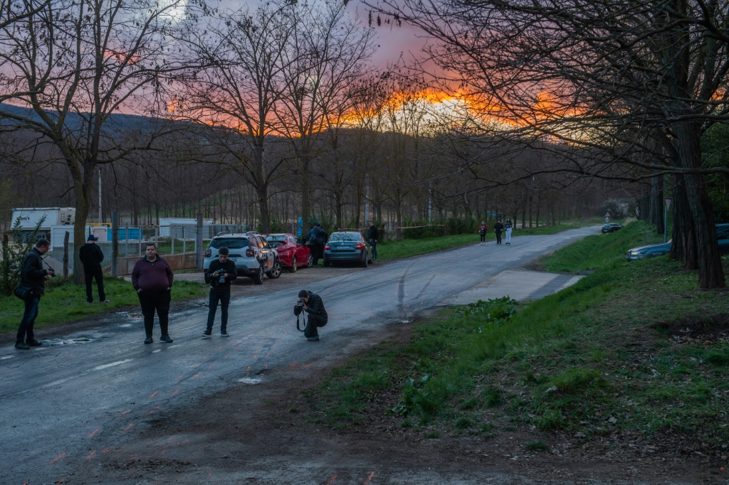 وقالت الشرطة إن الحادث الذي وقع بالقرب من بلدة باجوت القريبة من الحدود السلوفاكية أدى إلى مقتل أربعة أشخاص وإصابة سبعة على الأقل (ا ف ب)
