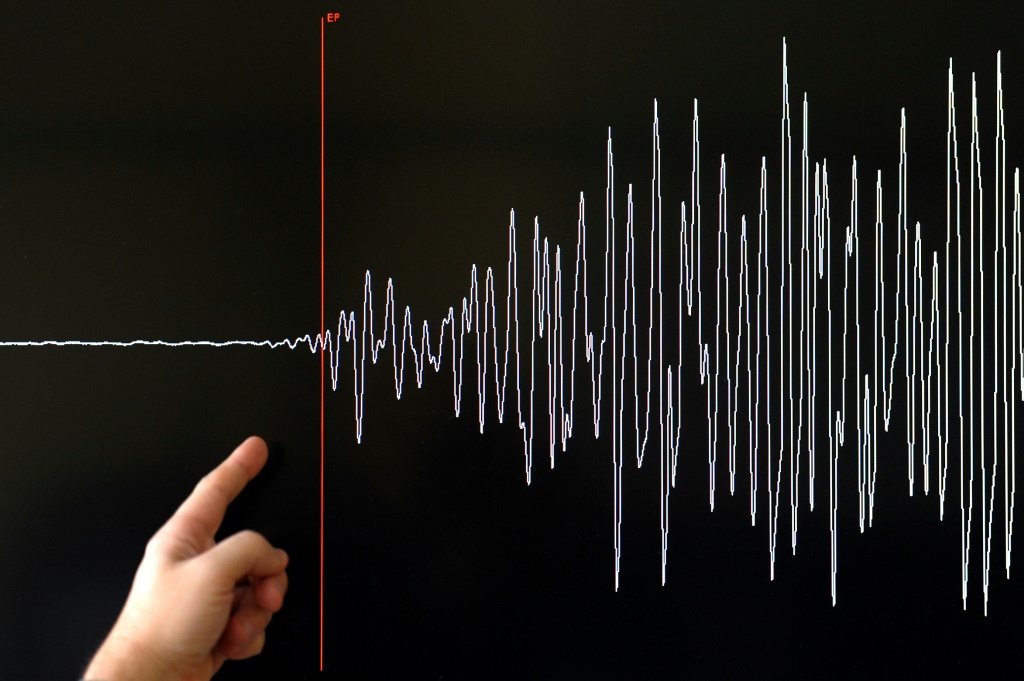 سجلت محطات رصد الزلازل التابعة للمعهد عند الساعة 10:14 (09:14 تغ) هزة أرضية بلغت قوتها 4.3 درجات (أ ف ب)