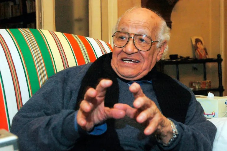 المفكر والأكاديمي محمود أمين العالم ولد في فبراير/شباط 1922 وتوفي في العاشر من يناير/كانون الثاني 2009 (الصحافة المصرية)