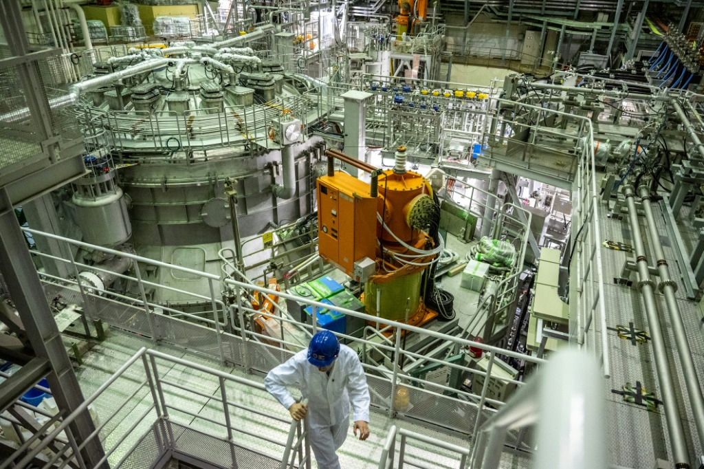  صورة ملتقطة في 22 كانون الثاني/يناير 2024 لأكبر مفاعل تجريبي للانصهار النووي في مدينة ناكا اليابانية (ا ف ب)
