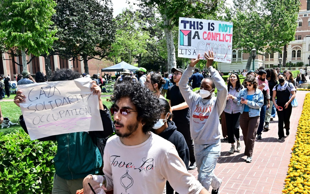 ألقي القبض على 93 شخصًا في حرم جامعة جنوب كاليفورنيا في لوس أنجلوس بعد اندلاع الاحتجاجات المؤيدة للفلسطينيين في جامعات الولايات المتحدة (ا ف ب)