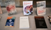 خمسة كتب رئيسية من تأليف آني إرنو